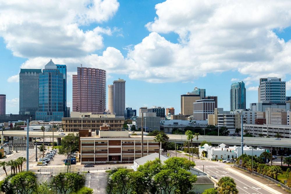 Hampton Inn Tampa Downtown Channel District Exterior foto